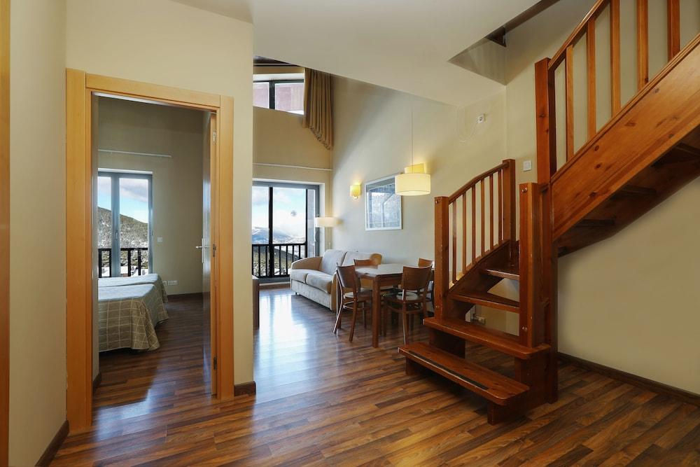 Guitart La Molina Aparthotel & Spa Luaran gambar